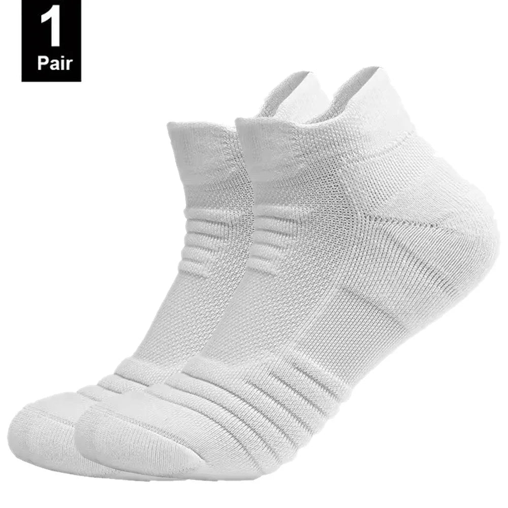 Anti Slip Cotton Sports Socks For Soccer Basketball