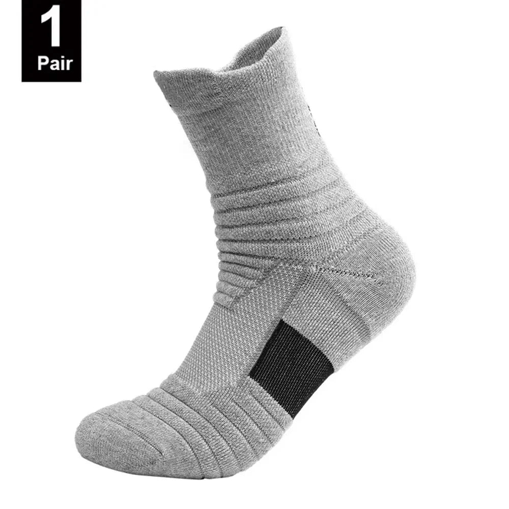 Anti Slip Cotton Sports Socks For Soccer Basketball