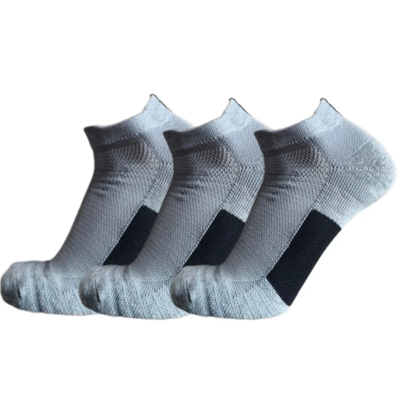 Anti Slip Cotton Sports Socks For Soccer Basketball